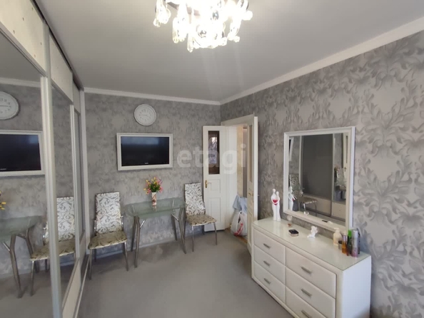 
   Продам 4-комнатную, 90 м², Маршала Жукова ул, 30

. Фото 7.