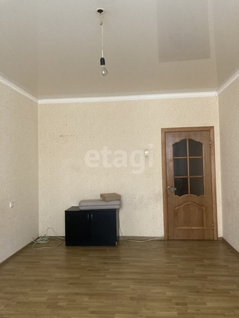 
   Продам 2-комнатную, 70 м², 50 лет ВЛКСМ ул, 95

. Фото 2.