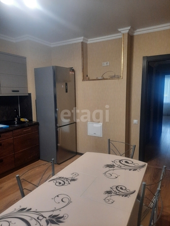 
   Продам 2-комнатную, 75 м², Доваторцев ул, 86/1

. Фото 9.