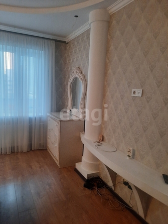 
   Продам 2-комнатную, 75 м², Доваторцев ул, 86/1

. Фото 15.