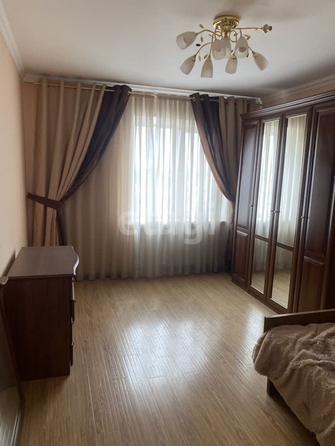 
   Продам 5-комнатную, 154.8 м², 45 Параллель ул, 2

. Фото 5.