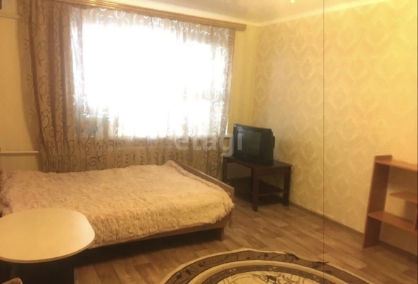 
   Продам 1-комнатную, 32 м², Тухачевского ул, 5/2

. Фото 2.