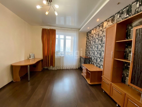 
   Продам 1-комнатную, 44 м², Глинки ул, 37А

. Фото 3.