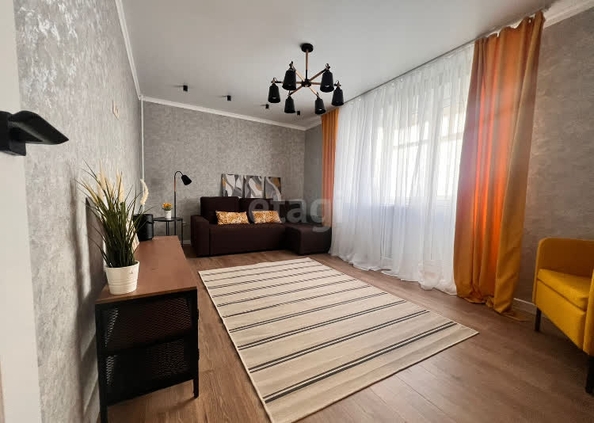 
   Продам 2-комнатную, 49 м², Маршала Жукова ул, 44

. Фото 1.