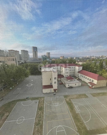 
   Продам 2-комнатную, 67.5 м², Войтика ул, 4/1

. Фото 15.