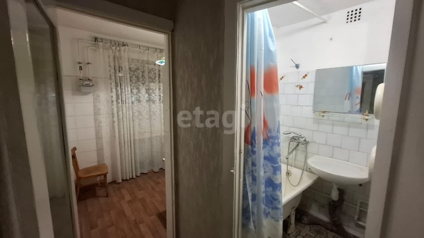 
   Продам 3-комнатную, 51 м², Мира ул, 332

. Фото 4.