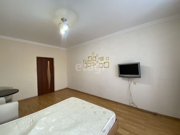 
   Продам 1-комнатную, 45 м², Мира ул, 212

. Фото 20.