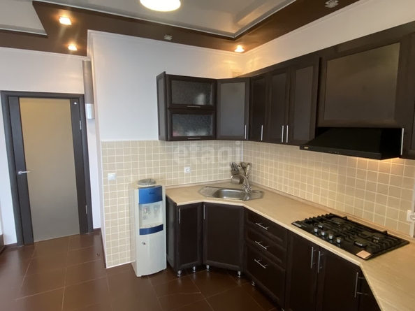 
   Продам 1-комнатную, 45 м², Мира ул, 212

. Фото 3.