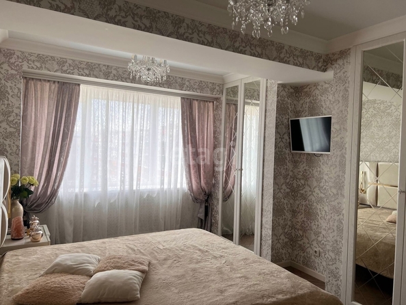 
   Продам 4-комнатную, 140 м², Мира ул, 285

. Фото 4.