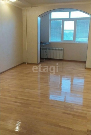 
   Продам 3-комнатную, 70 м², Пирогова ул, 48/4

. Фото 2.