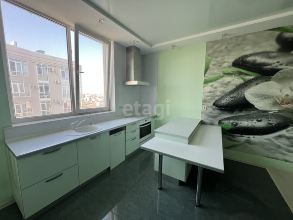 
   Продам 2-комнатную, 105 м², Партизанская ул, 2б

. Фото 15.