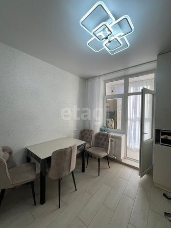 
   Продам 2-комнатную, 59.5 м², генерала Маргелова ул, 5/2

. Фото 3.