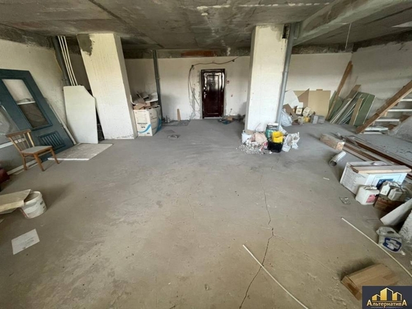 
  Продается 3-комн. квартира, 149 м², Кирова ул
. Фото 3.