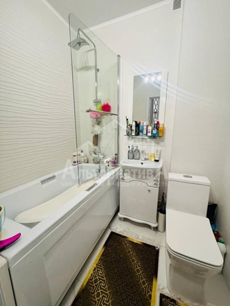 
  Продается 2-комн. квартира, 46.9 м², Набережная ул
. Фото 9.