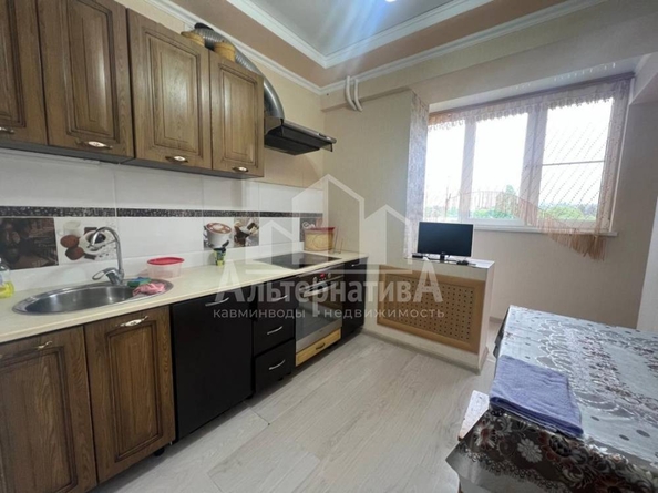 
   Продам 4-комнатную, 77.5 м², Набережная ул

. Фото 11.