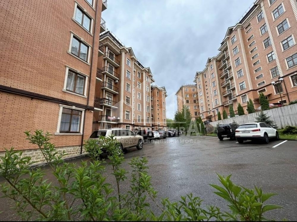 
   Продам 1-комнатную, 50 м², Парковая ул

. Фото 1.