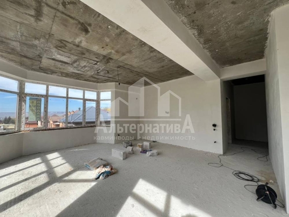 
   Продам 2-комнатную, 74 м², Железноводская ул

. Фото 5.