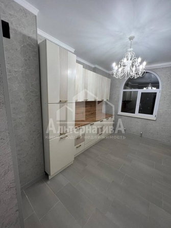 
   Продам 2-комнатную, 53.8 м², Никольская ул

. Фото 1.