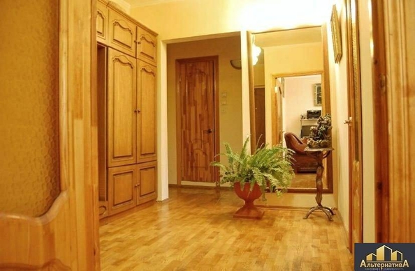 
  Продается 3-комн. квартира, 73.4 м², Чайковского ул
. Фото 1.