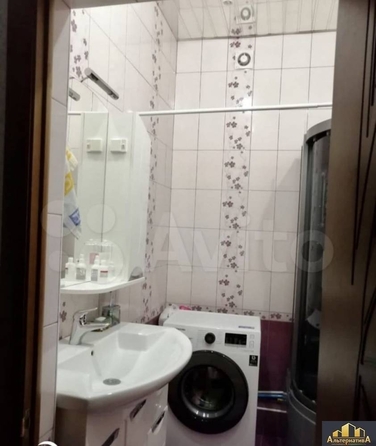 
  Продается 3-комн. квартира, 83 м², Красивая ул
. Фото 3.