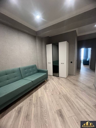 
  Продается 3-комн. квартира, 100 м², Декабристов ул
. Фото 14.