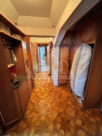 
  Продается 3-комн. квартира, 75 м², Островского ул
. Фото 5.