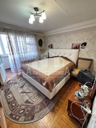 
  Продается 3-комн. квартира, 75 м², Островского ул
. Фото 9.