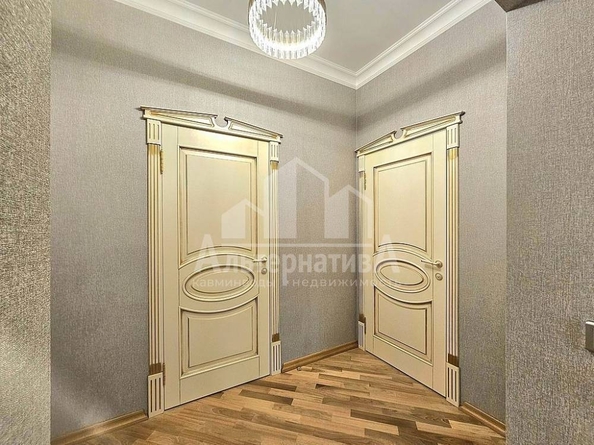 
  Продается 3-комн. квартира, 96.4 м², Замковая ул
. Фото 8.