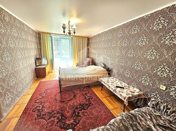 
  Продается 2-комн. квартира, 48.4 м², Велинградская ул
. Фото 2.