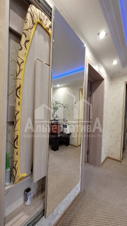 
  Продается 3-комн. квартира, 60 м², Крутая дорога ул
. Фото 8.