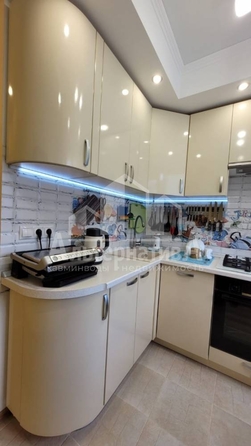 
  Продается 3-комн. квартира, 60 м², Крутая дорога ул
. Фото 10.