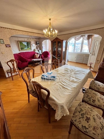 
  Продается 2-комн. квартира, 55 м², Островского ул
. Фото 2.