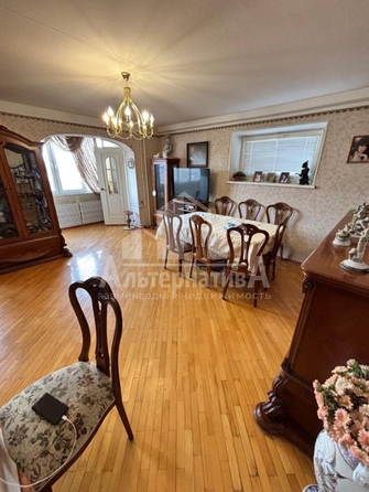 
   Продам 2-комнатную, 55 м², Островского ул

. Фото 4.