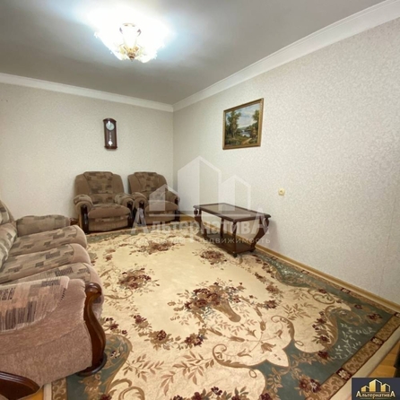 
   Продам 4-комнатную, 81.3 м², Главная ул

. Фото 2.