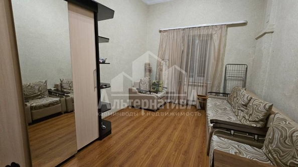 
  Продается 2-комн. квартира, 39 м², Шаляпина ул
. Фото 3.