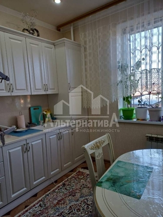 
   Продам 1-комнатную, 36 м², Азербайджанская ул

. Фото 7.