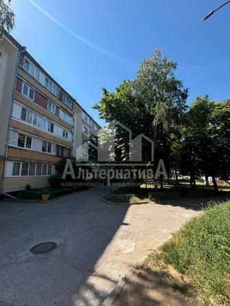 
   Продам 4-комнатную, 80.7 м², Крутая дорога ул

. Фото 2.