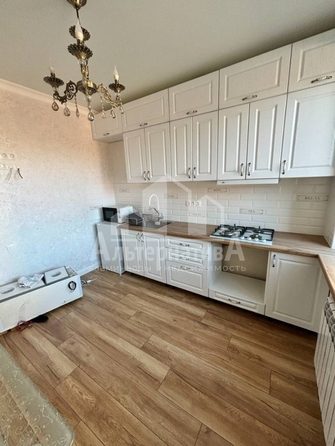 
   Продам 1-комнатную, 43 м², Римгорская ул

. Фото 2.