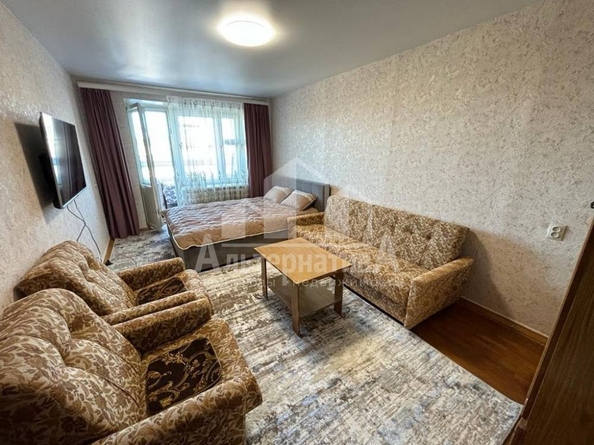 
  Продается 1-комн. квартира, 40 м², Пушкина ул
. Фото 3.
