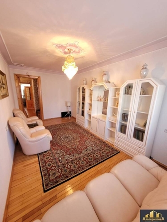 
  Продается 4-комн. квартира, 161.8 м², Жуковского ул
. Фото 6.