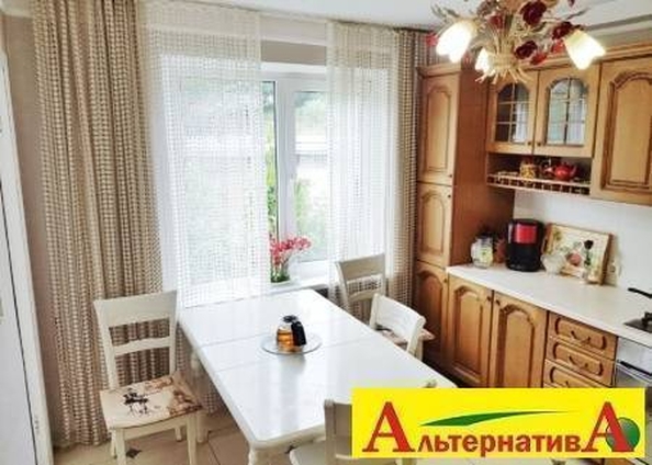 
   Продам 3-комнатную, 69 м², Жмакина ул

. Фото 1.