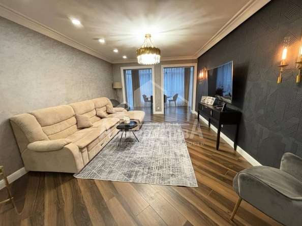 
  Продается 3-комн. квартира, 145 м², Жуковского ул
. Фото 7.