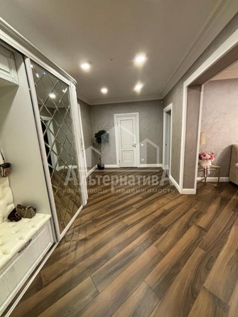 
   Продам 3-комнатную, 145 м², Жуковского ул

. Фото 14.