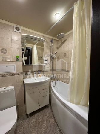 
  Продается 2-комн. квартира, 60 м², Героев Медиков ул
. Фото 13.