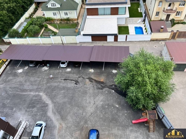 
  Продается 2-комн. квартира, 84.9 м², Замковая ул
. Фото 4.