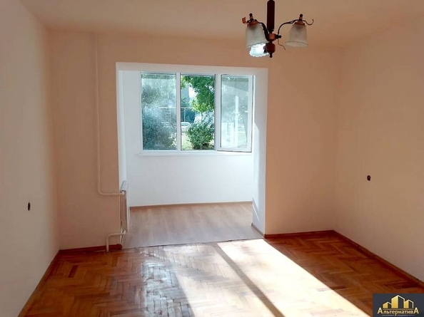 
  Продается 2-комн. квартира, 48.2 м², Водопойная ул
. Фото 3.
