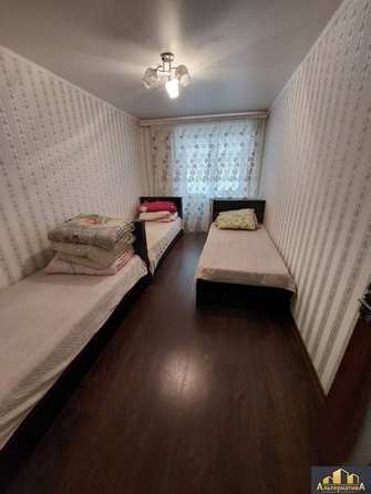 
   Продам 2-комнатную, 51 м², Жуковского ул

. Фото 4.