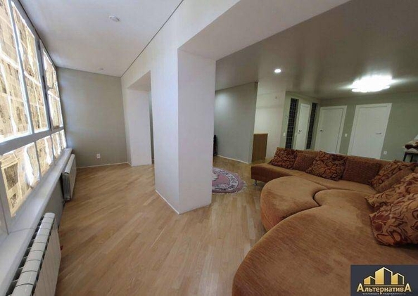 
   Продам 4-комнатную, 155 м², Куйбышева ул

. Фото 5.