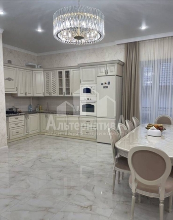 
  Продается дом, 420 м², Кисловодск
. Фото 2.