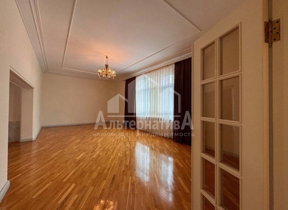 
  Продается дом, 400 м², Кисловодск
. Фото 3.